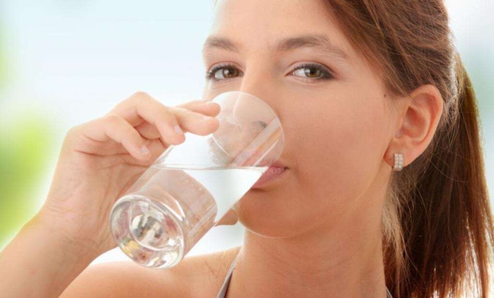 Diaform Plus lava con auga sen gas